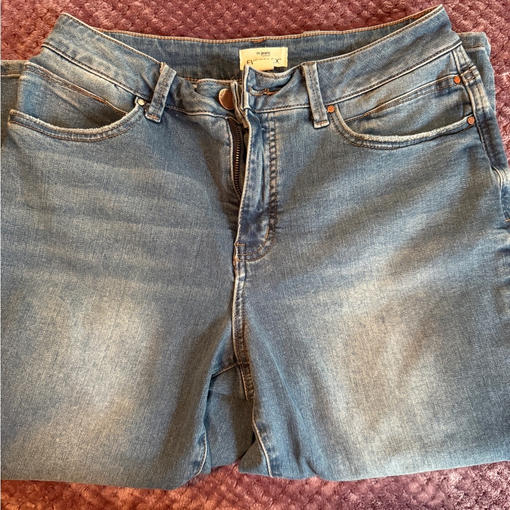 Maurice’s Everflex Capri jeans sz 10 curvy/highrise
